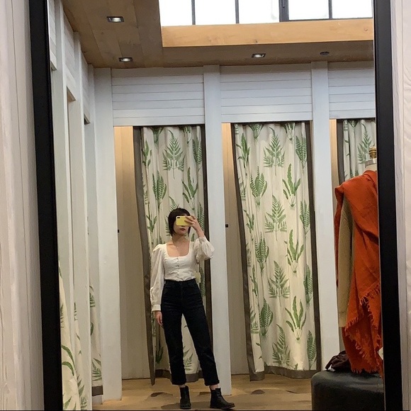 aritzia embroidered white blouse brand new - Picture 2 of 5